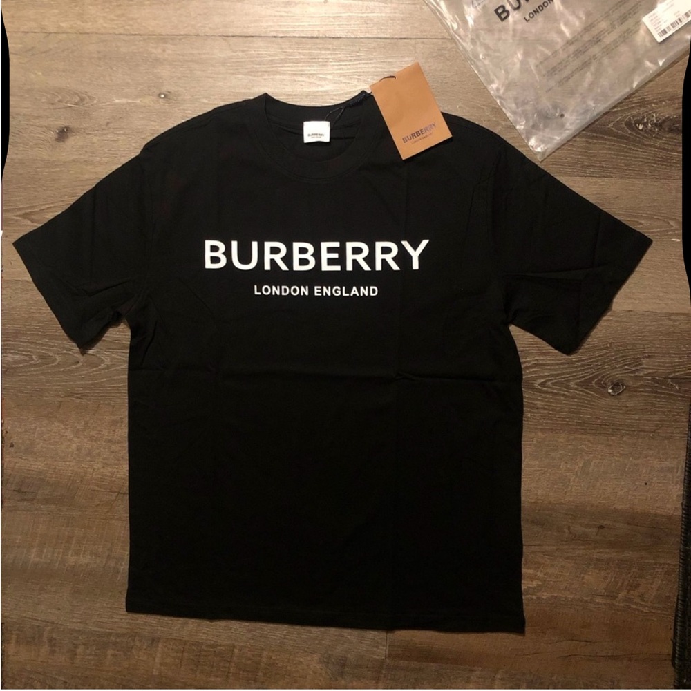 COPY - Burberry shirt XXL fits like a XL very nice shirt or maybe large tight f…